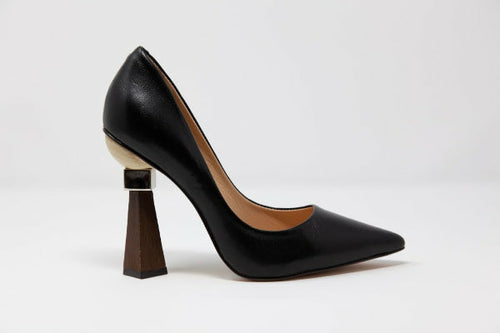Winnie's Masterpiece Brazilian Leather Pointed Pump