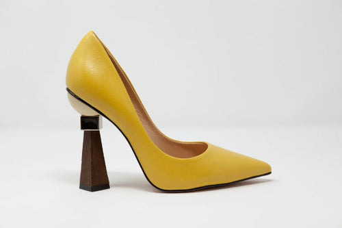 Winnie's Masterpiece Brazilian Leather Pointed Pump