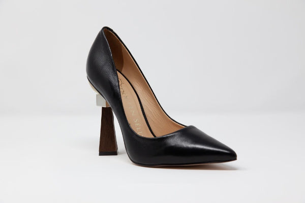 Winnie's Masterpiece Brazilian Leather Pointed Pump